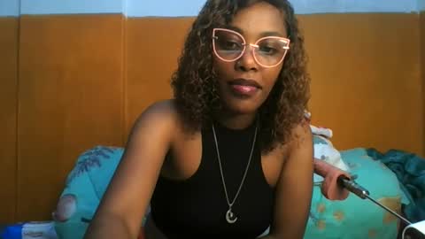 Snapshot of curvylyin chatting on 03.28.26 curvylyin online show from 03.28.26