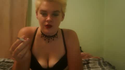 curvymom2025 online show from 11.18.25