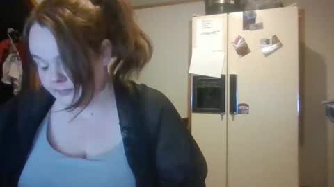 dahlia -kim online show from 10.22.25