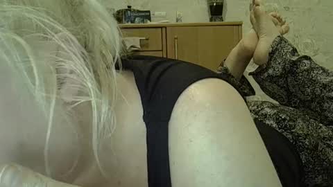 Curvy online show from 05.05.26