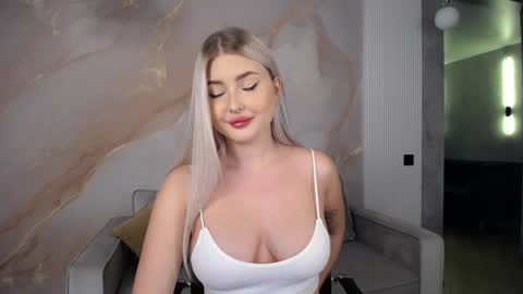 Kira  online show from 12.04.24