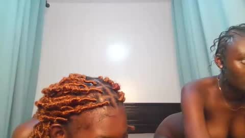 Snapshot of cute_angel11 chatting on 02.05.26 angel online show from 02.05.26