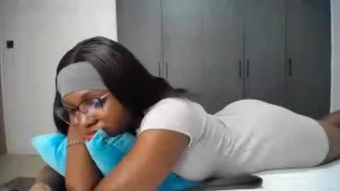 Snapshot of cute_ass18 chatting on 07.03.26 Liya online show from 07.03.26