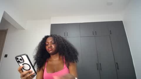 Snapshot of cute_ass18 chatting on 07.05.26 Liya online show from 07.05.26