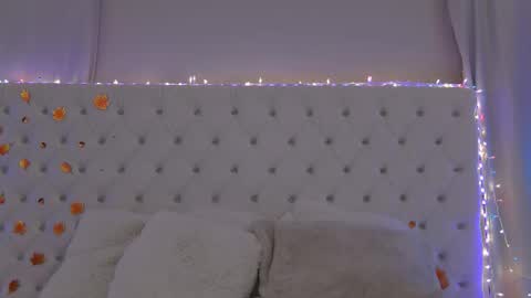 Snapshot of cute_b_alice chatting on 11.15.25 Alissa online show from 11.15.25