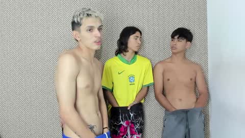Snapshot of cute_boys18 chatting on 01.09.25 ARTURO-18 MATIAS-18 NIKOLAY-19 HADES-18 GABO-19 online show from 01.09.25