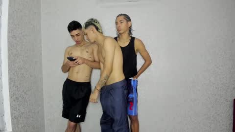 Snapshot of cute_boys18 chatting on 01.13.25 ARTURO-18 MATIAS-18 NIKOLAY-19 HADES-18 GABO-19 online show from 01.13.25