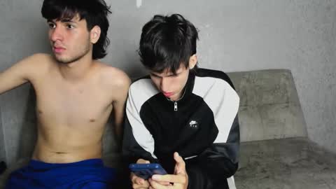 Snapshot of cute_boys18 chatting on 10.04.25 ARTURO-18 MATIAS-18 NIKOLAY-19 HADES-18 GABO-19 online show from 10.04.25