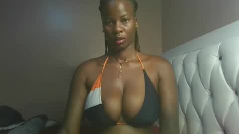 Snapshot of cute_dani01 chatting on 09.21.25 Dani online show from 09.21.25