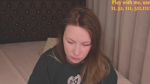 Everyday stream in the same time online show from 02.19.26