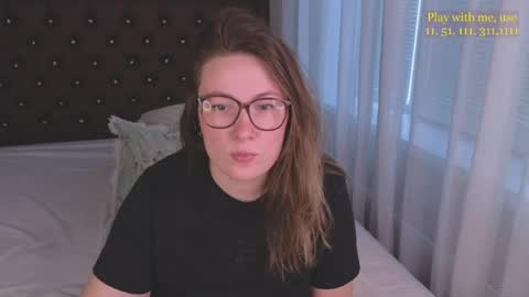 Everyday stream in the same time online show from 04.28.26