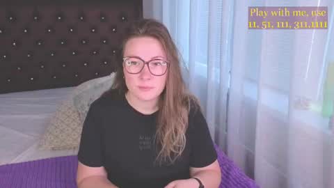 Everyday stream in the same time online show from 06.29.26