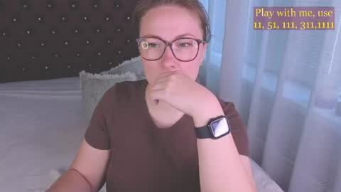 Everyday stream in the same time online show from 07.08.26