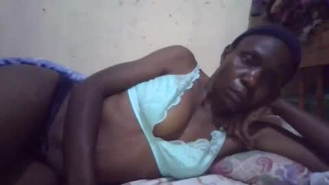 cute_divah4 online show from 11.19.25