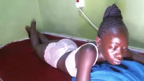 cute_doria online show from 10.20.25