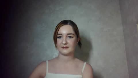 cute_heat online show from 12.04.25