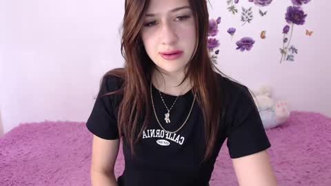 Snapshot of cute_isaa chatting on 04.01.26 Isabella online show from 04.01.26