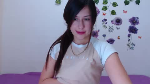 Snapshot of cute_isaa chatting on 05.05.26 Isabella online show from 05.05.26