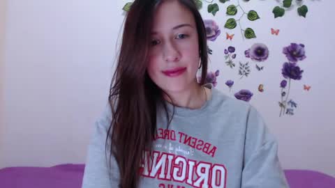 Snapshot of cute_isaa chatting on 05.07.26 Isabella online show from 05.07.26