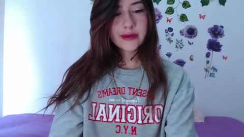 Snapshot of cute_isaa chatting on 05.17.26 Isabella online show from 05.17.26