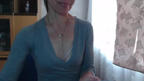Snapshot of cute_lion_ chatting on 02.11.25 cute_lion_ online show from 02.11.25