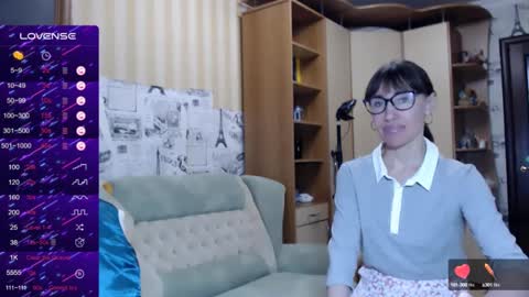 Snapshot of cute_lion_ chatting on 02.11.25 cute_lion_ online show from 02.11.25