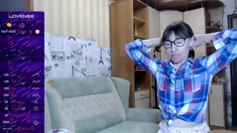 Snapshot of cute_lion_ chatting on 02.13.25 cute_lion_ online show from 02.13.25