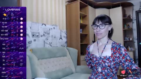 Snapshot of cute_lion_ chatting on 03.08.25 cute_lion_ online show from 03.08.25