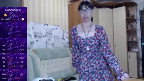 Snapshot of cute_lion_ chatting on 03.11.25 cute_lion_ online show from 03.11.25