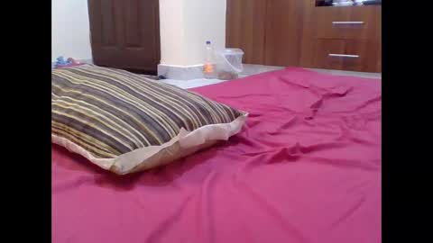 cute_lizah online show from 10.16.25