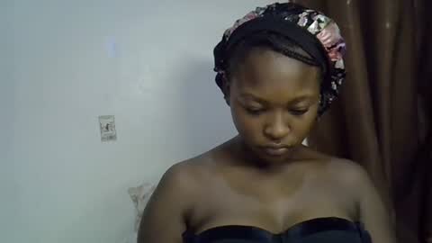 cute_melissa1 online show from 06.19.26