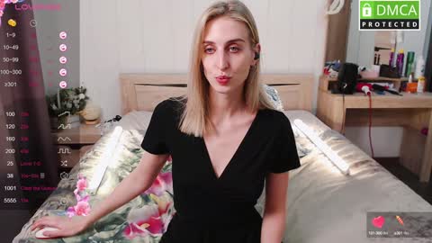 Snapshot of cute_milana chatting on 12.24.24 Milana online show from 12.24.24