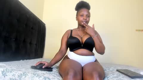 cute n nasty online show from 12.05.24