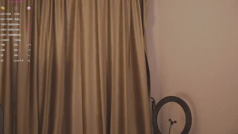 Snapshot of cute_pie_an chatting on 03.10.25 AN online show from 03.10.25