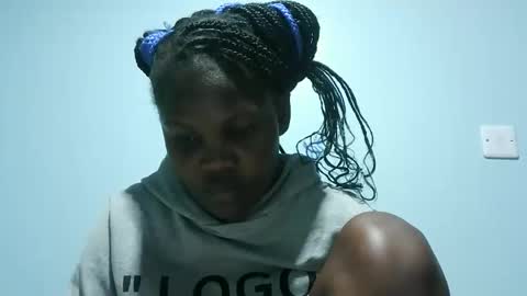 cute_roxie online show from 02.21.25