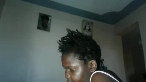 cute_roxie online show from 11.03.25