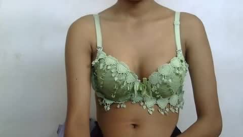 Snapshot of cute_ruhii chatting on 07.17.26 ruhi online show from 07.17.26
