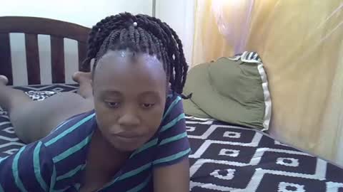 Snapshot of cute_savanna chatting on 02.18.25 cute_savanna online show from 02.18.25