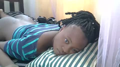 Snapshot of cute_savanna chatting on 02.22.25 cute_savanna online show from 02.22.25