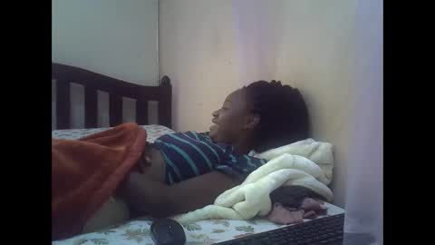 Snapshot of cute_savanna chatting on 09.09.25 cute_savanna online show from 09.09.25