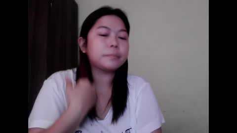 Snapshot of cute_slut09 chatting on 05.09.26 Mimi online show from 05.09.26