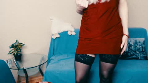 Snapshot of cute_smile_shy chatting on 02.06.25 cute_smile_shy online show from 02.06.25