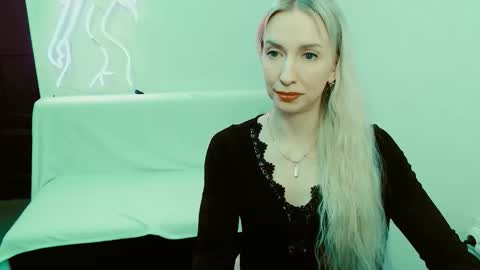 Snapshot of cute_smile_shy chatting on 02.09.26 cute_smile_shy online show from 02.09.26