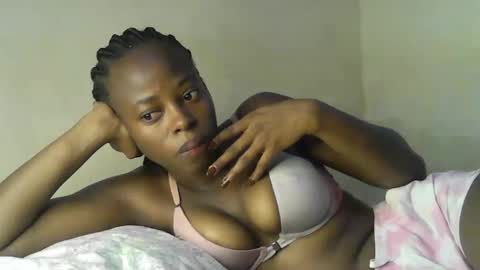 cute_sonny online show from 12.23.25