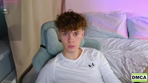 Snapshot of cute_thomas chatting on 10.29.25 Thomas - online show from 10.29.25