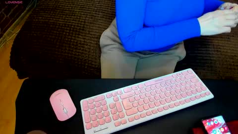 Snapshot of cute_tory chatting on 03.01.26 Tory online show from 03.01.26