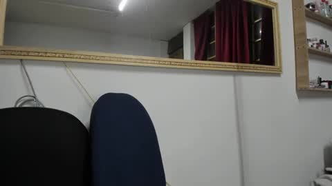 Snapshot of cute_zoe1 chatting on 01.26.25 cute_zoe1 online show from 01.26.25