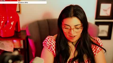 Snapshot of cuteambervi chatting on 12.18.25 Princess Amber online show from 12.18.25