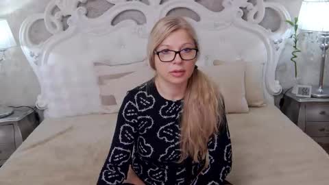 cuteangelina18 online show from 02.20.26