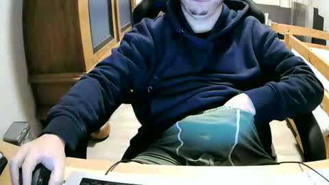 Snapshot of cuteboy090 chatting on 11.27.25 Cuteboy090 online show from 11.27.25